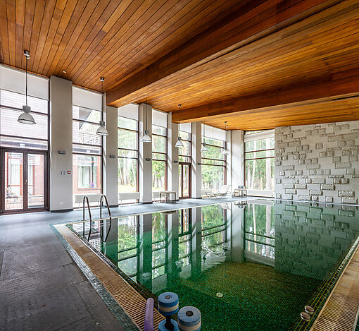 Дом на лесном участке в Бенилюксе