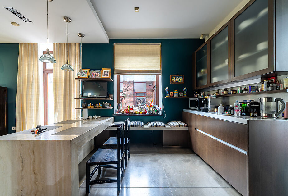 Дом на лесном участке в Бенилюксе