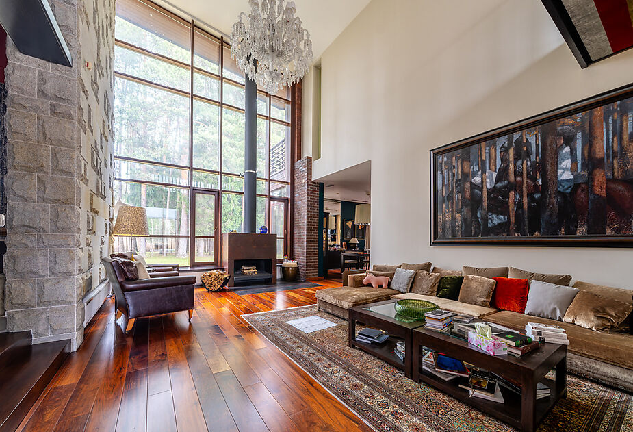 Дом на лесном участке в Бенилюксе