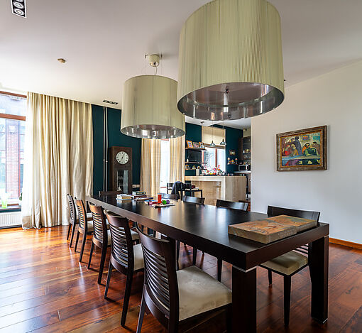 Дом на лесном участке в Бенилюксе