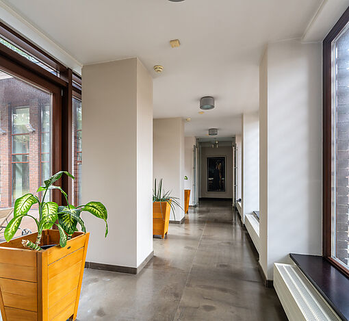 Дом на лесном участке в Бенилюксе