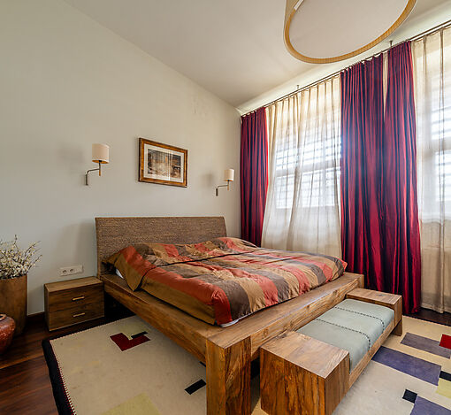 Дом на лесном участке в Бенилюксе