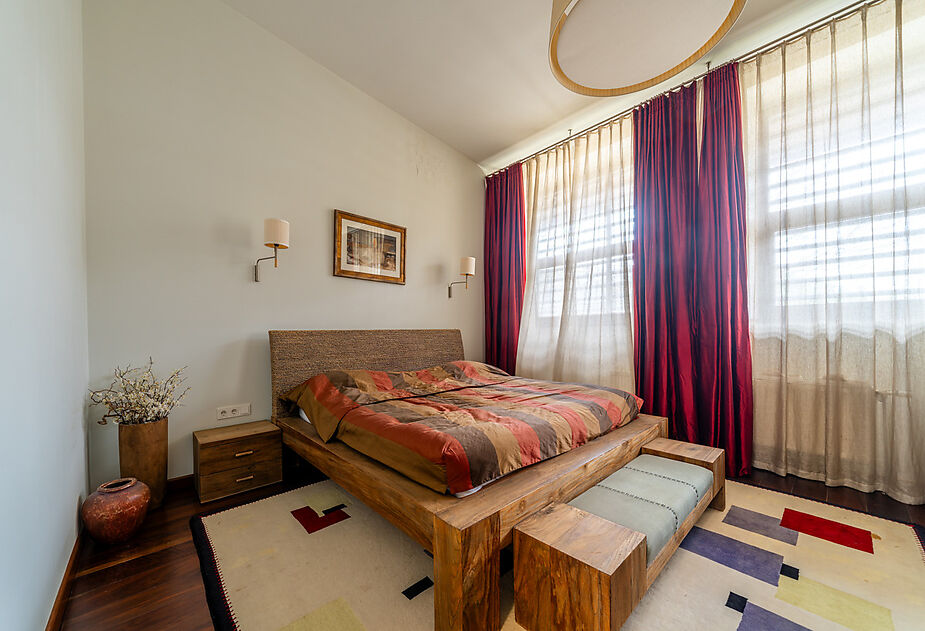 Дом на лесном участке в Бенилюксе