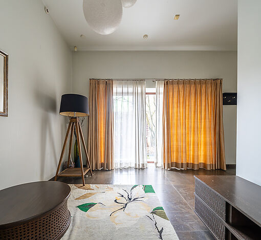 Дом на лесном участке в Бенилюксе