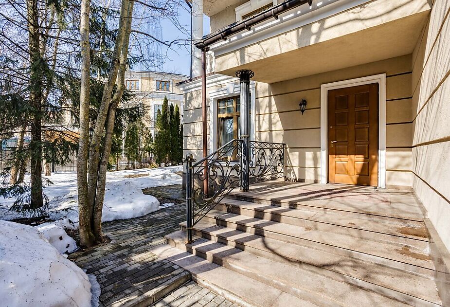 Классический дом в КП Новахово