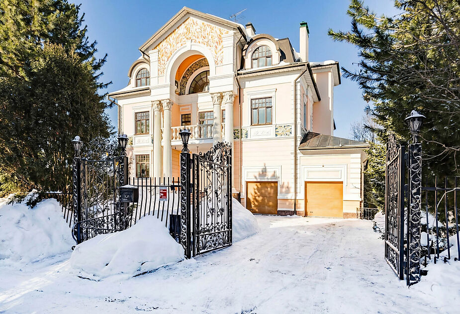 Классический дом в КП Береста-1