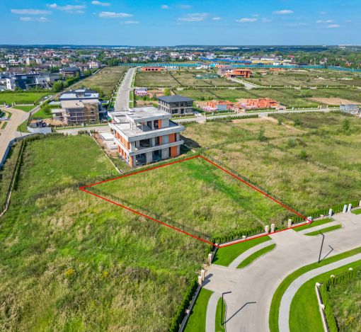 Участок в КП Миллениум Парк