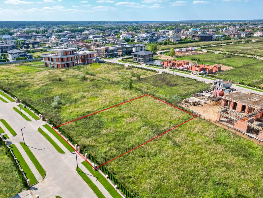 Участок в КП Миллениум Парк