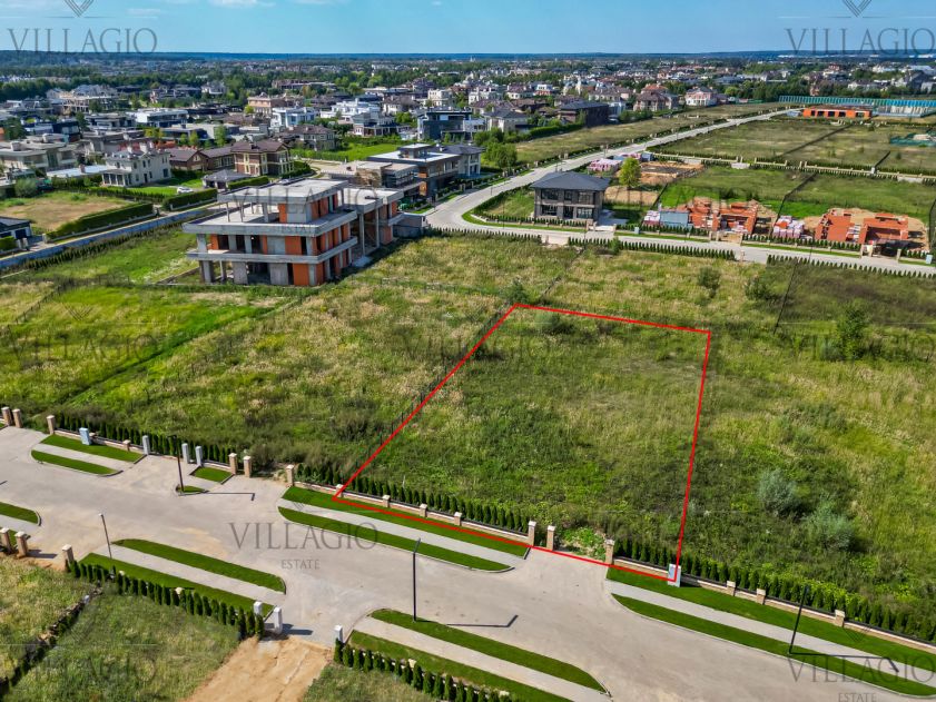 Участок в КП Миллениум Парк