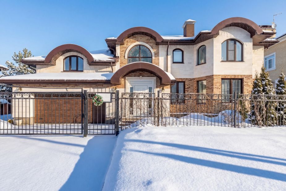 Готовый дом в КП Русская деревня