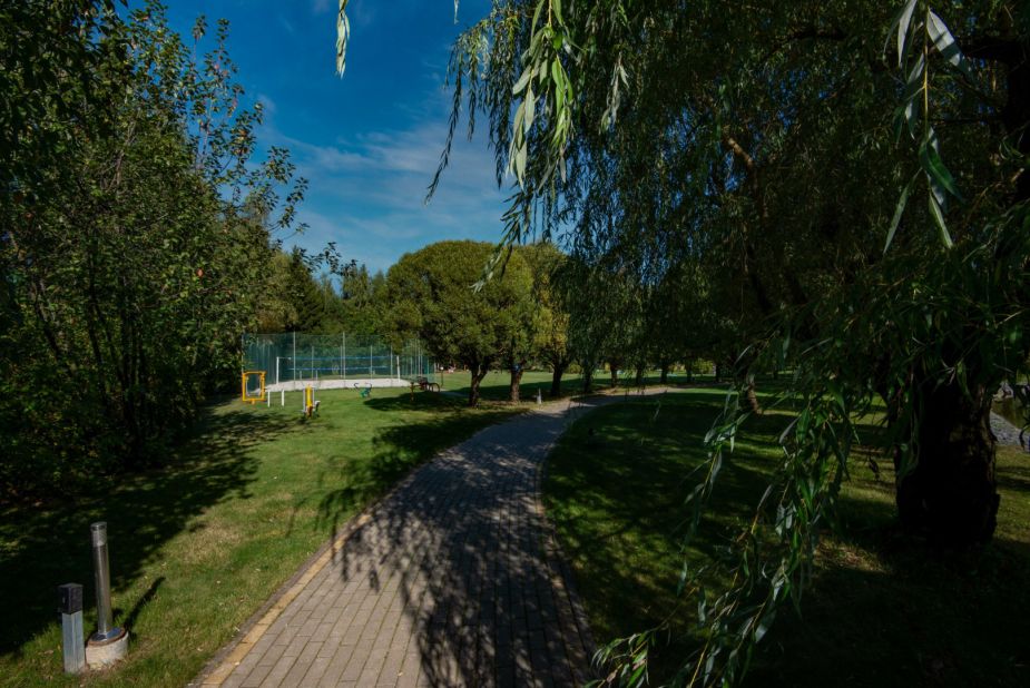 Участок в КП Миллениум Парк