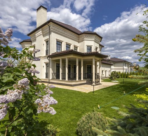 Дом в кп Миллениум Парк.