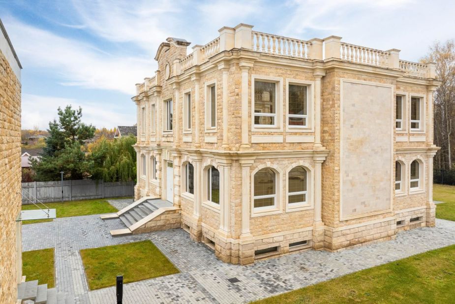 Особняк в КП Петровский парк