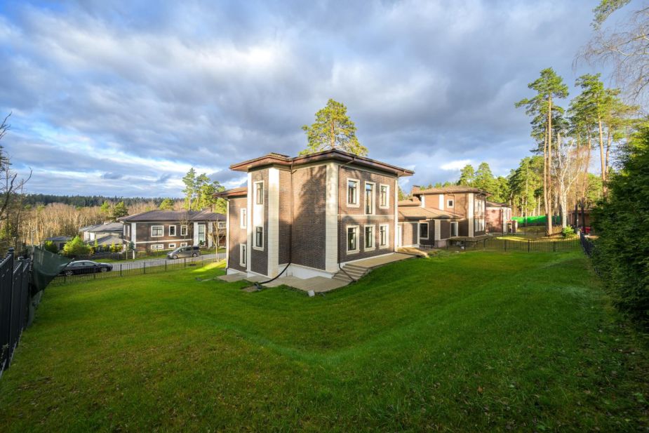 Дом в КП Петрово-дальнее