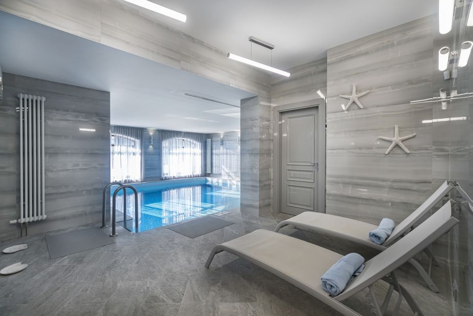 Дом с бассейном в КП Гринфилд