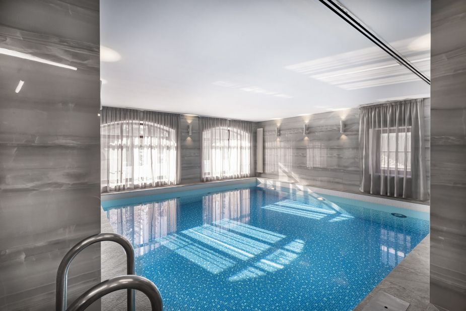 Дом с бассейном в КП Гринфилд