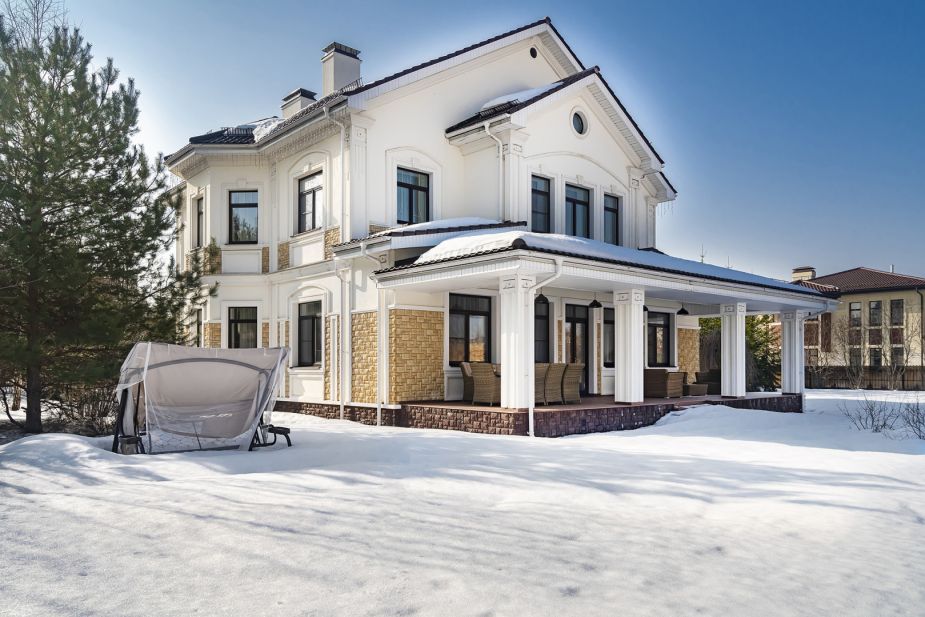 Дом с бассейном в КП Гринфилд