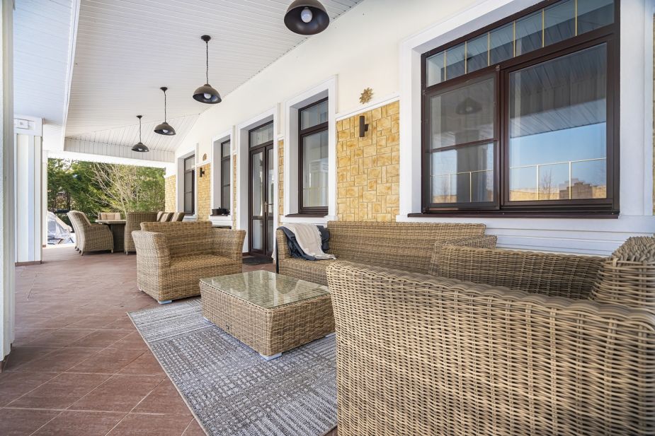 Дом с бассейном в КП Гринфилд