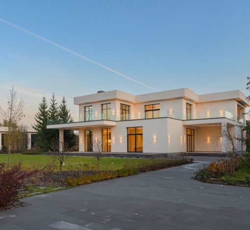 Вилла из мрамора в Николо-Урюпино