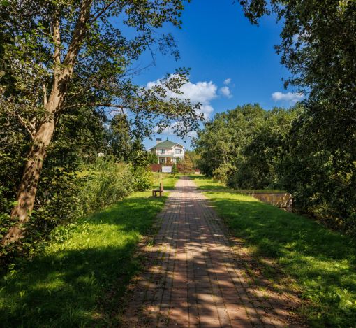 Классический дом в Славково