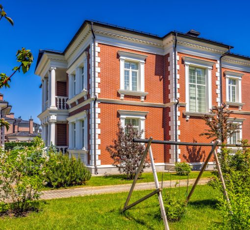 Дом с бассейном в КП ПаркВилл