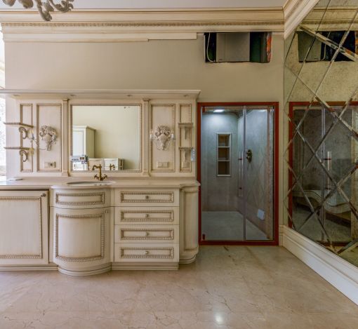 Дом с бассейном в КП ПаркВилл