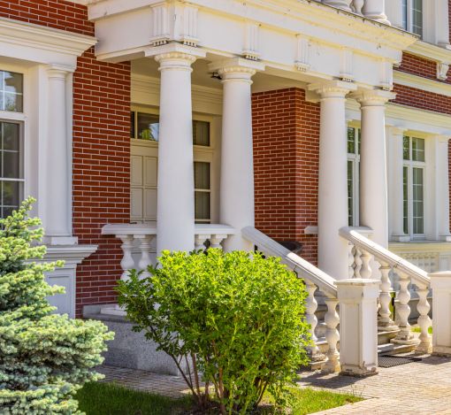 Дом с бассейном в КП ПаркВилл