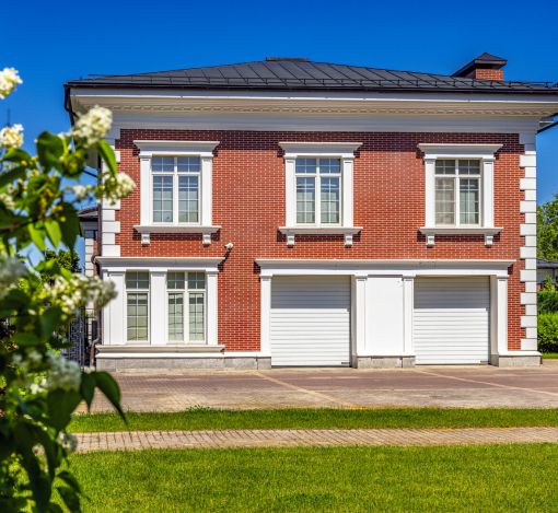 Дом с бассейном в КП ПаркВилл