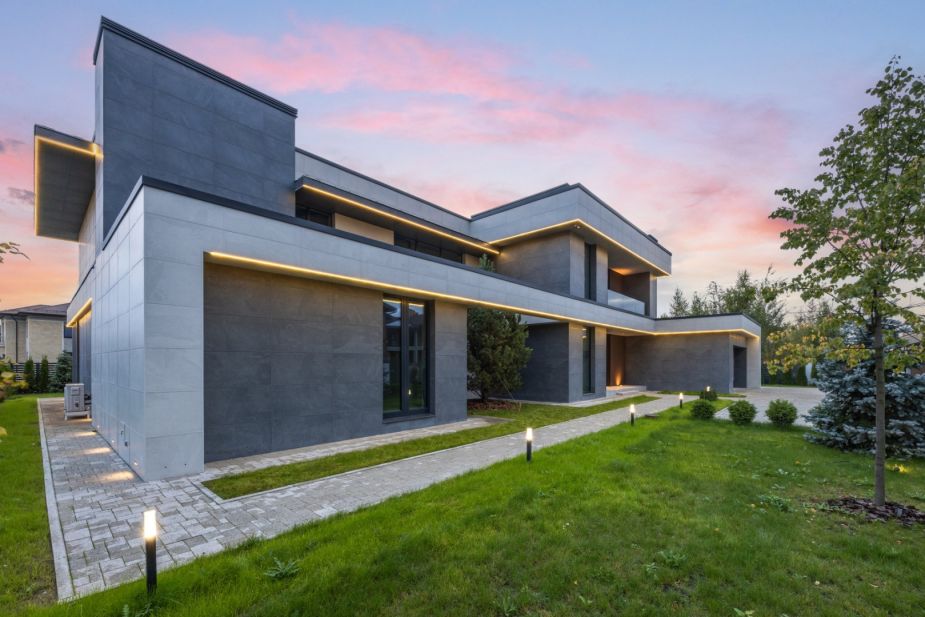 Современный дом в КП Онегино