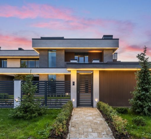 Современный дом в КП Онегино