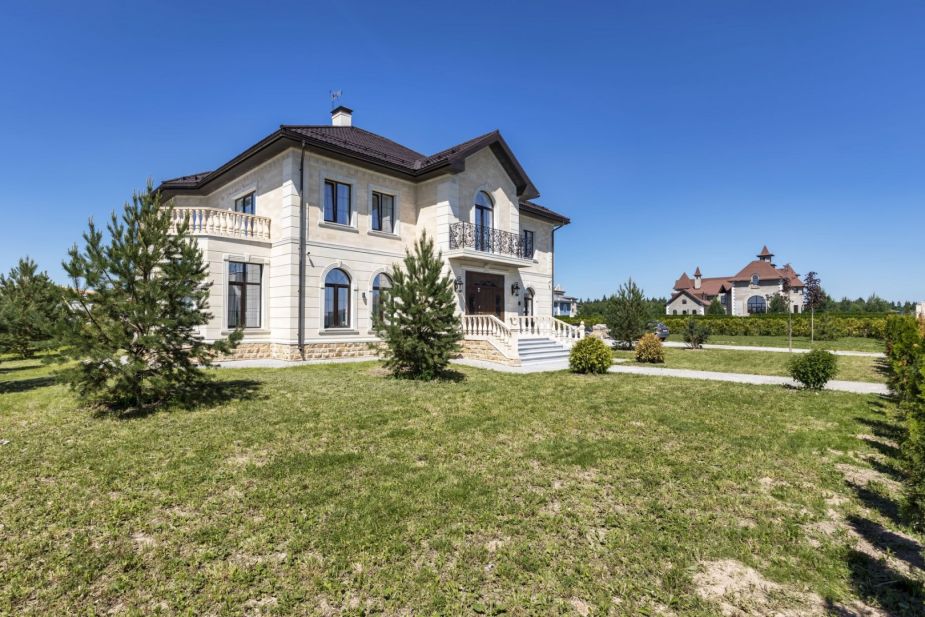 Особняк в кп Шато Соверен