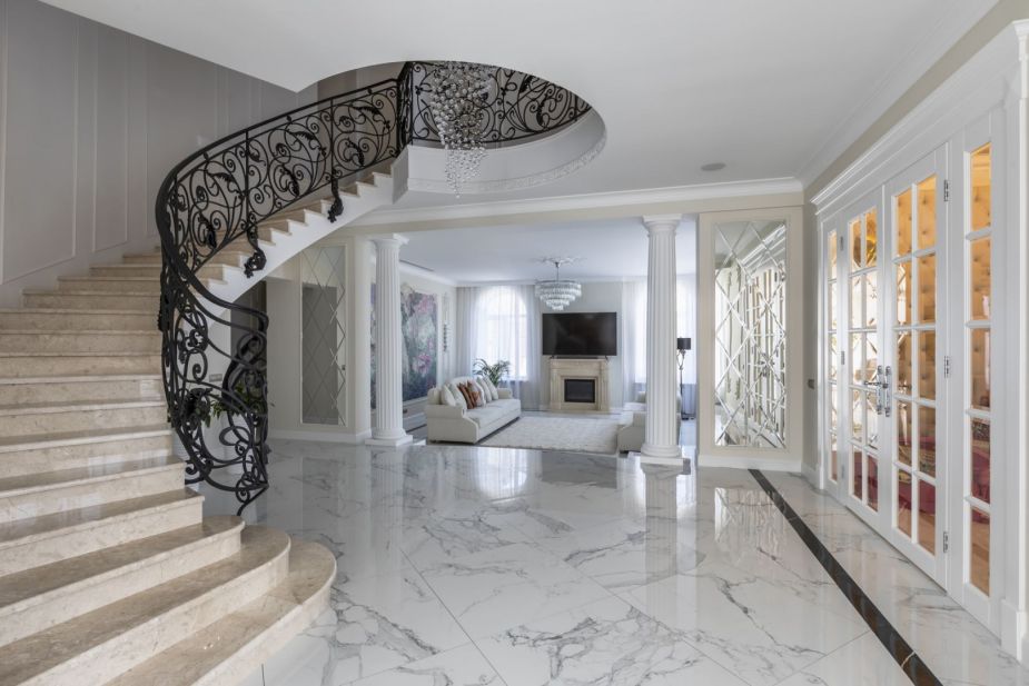 Особняк в кп Шато Соверен