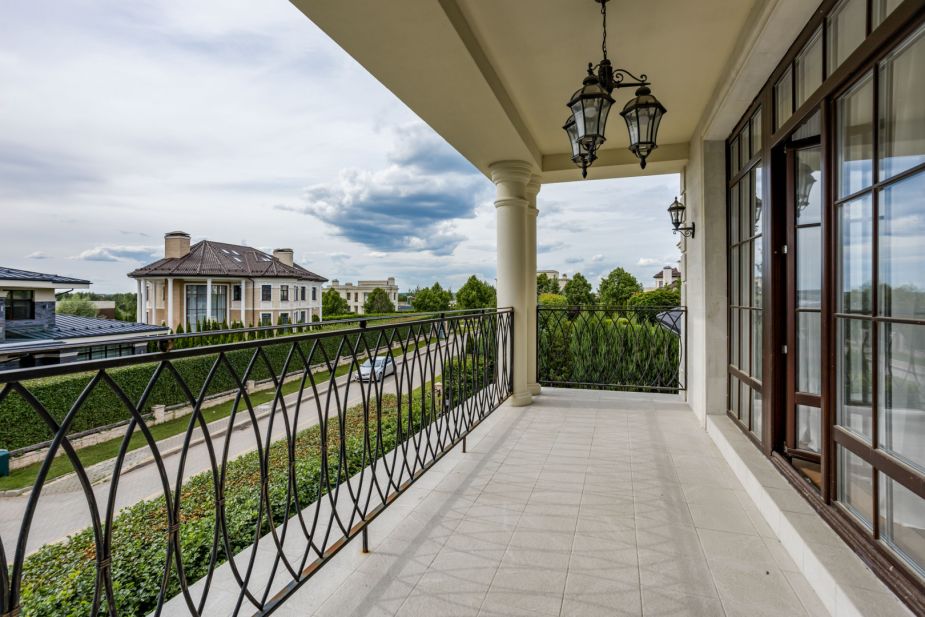 Новый дом в КП Ренессанс парк