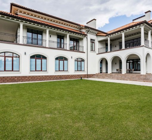 Дом в поселке Маленькая Италия