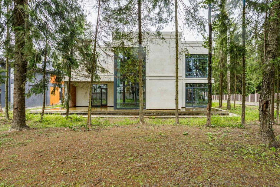 Дом под отделку в КП Лесные Зори