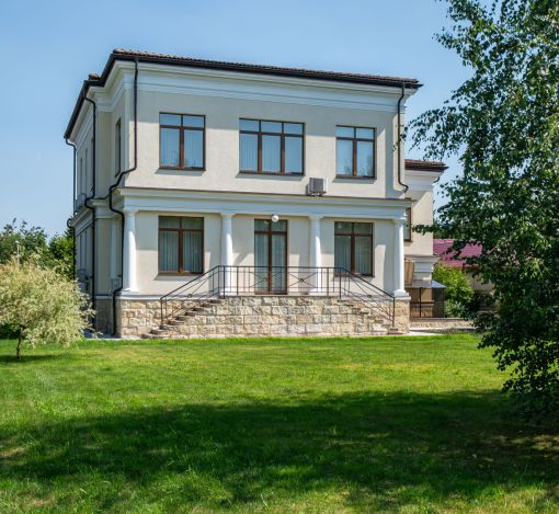 Дом в КП Резиденция Монолит