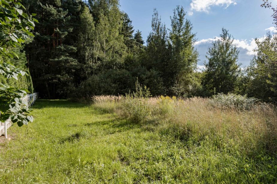 Участок в Резиденции Бенилюкс