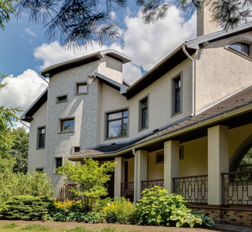 Дом в КП Резиденция Бенилюкс