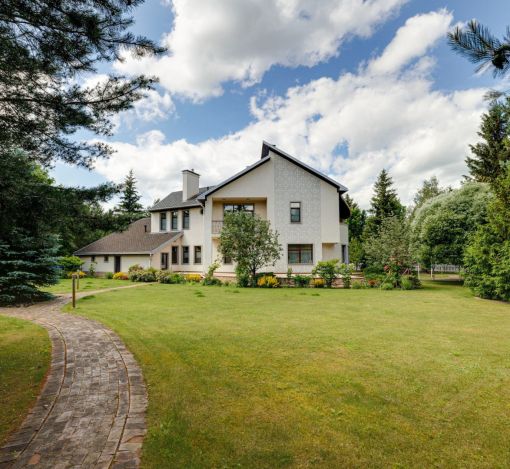 Дом в КП Резиденция Бенилюкс