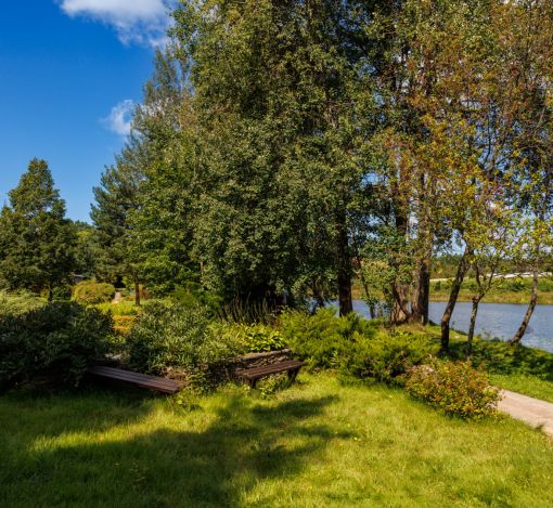 Дом с видом на воду в Славково