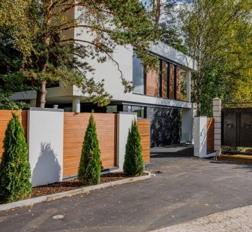 Новый дом в поселке Веледниково