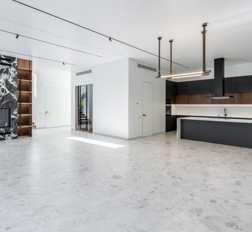 Новый дом в поселке Веледниково