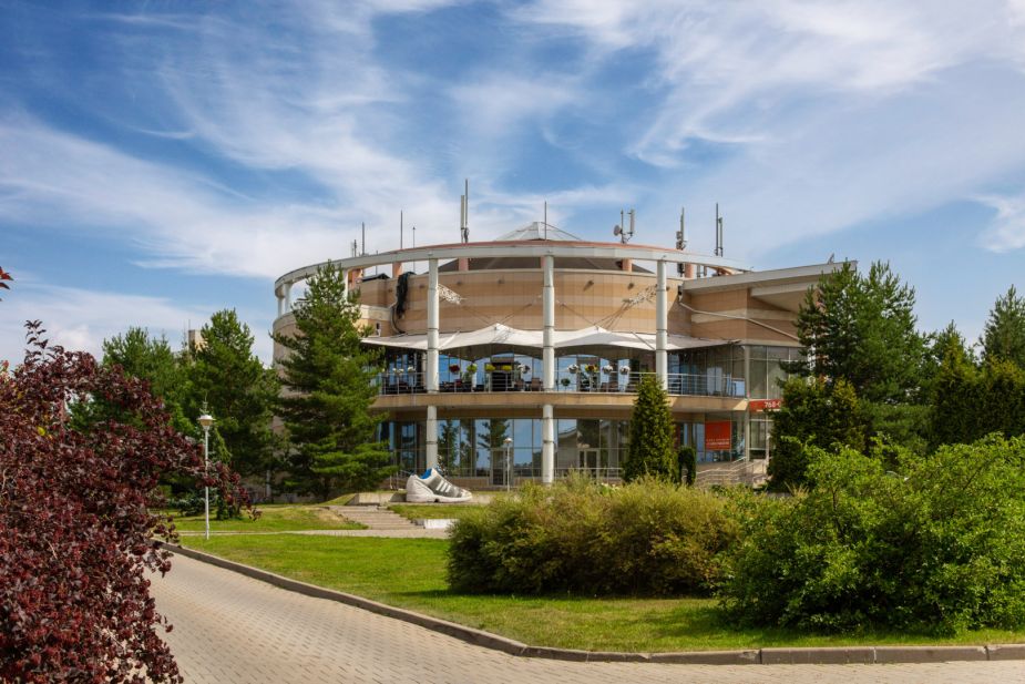 Участок в КП Резиденции Бенилюкс