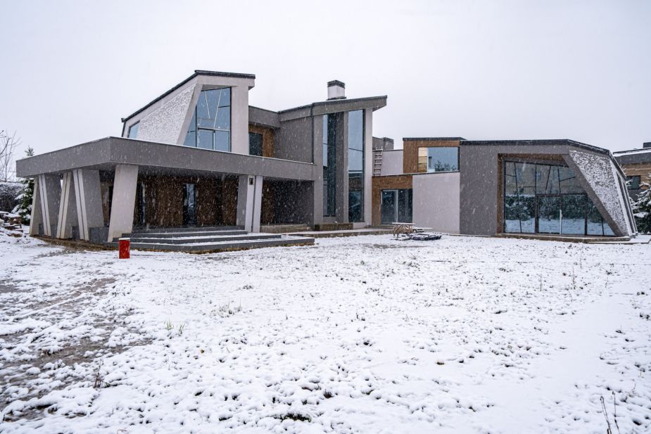 Дом у озера в КП Миллениум парк