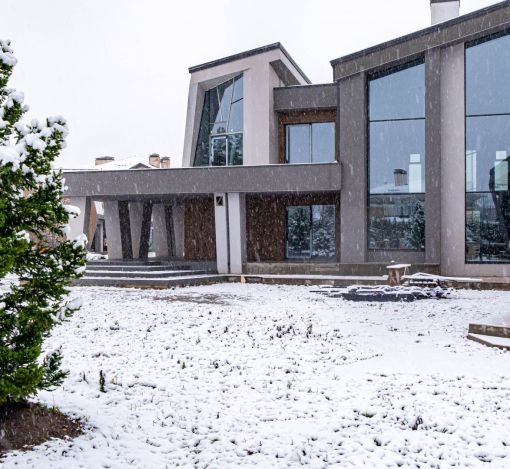 Дом у озера в КП Миллениум парк