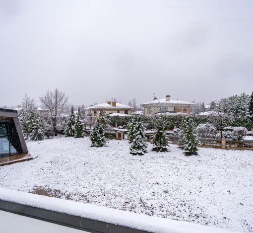 Дом у озера в КП Миллениум парк