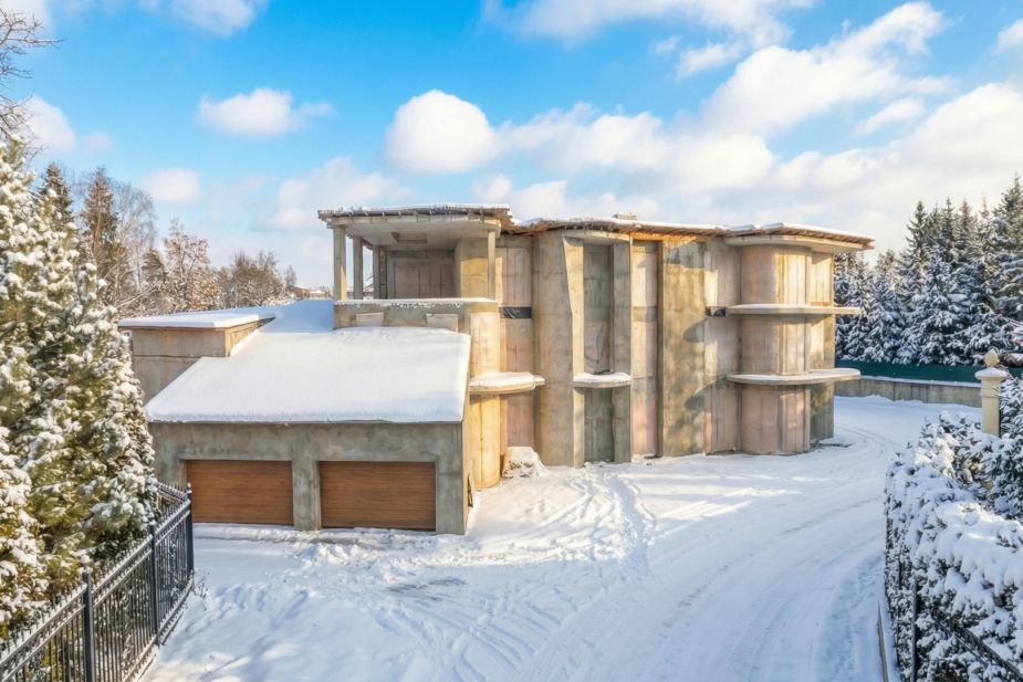 Дом без отделки в Агаларов Эстейт