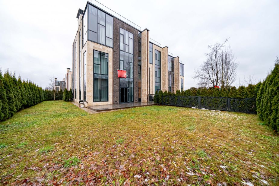 Готовый таунхаус в КП Парк Фонтэ