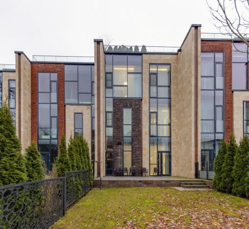 Стильный таунхаус в КП Парк Фонтэ