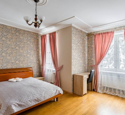 Дом на лесном участке в КП Шервуд